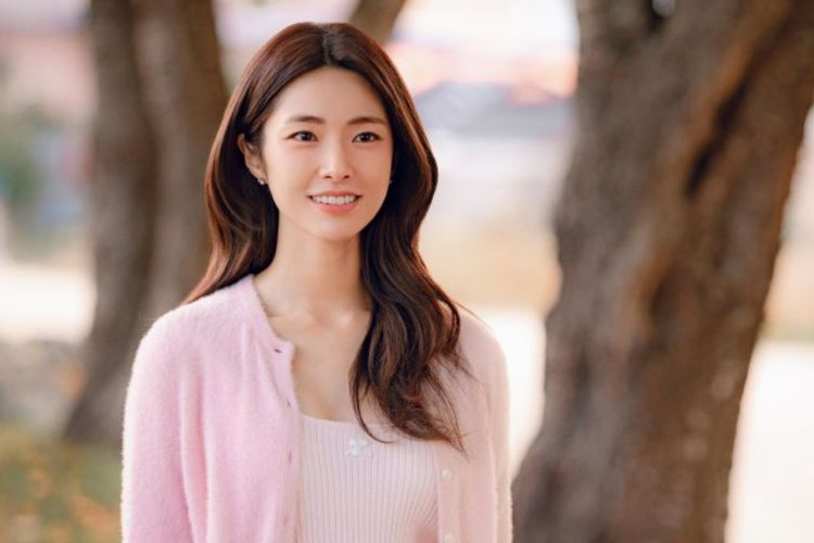 Latar Belakang Hayoung Ramai Dihujat Knetz Usai Diduga Pro-Jepang, Sang Aktris Sampaikan Permintaan Maaf