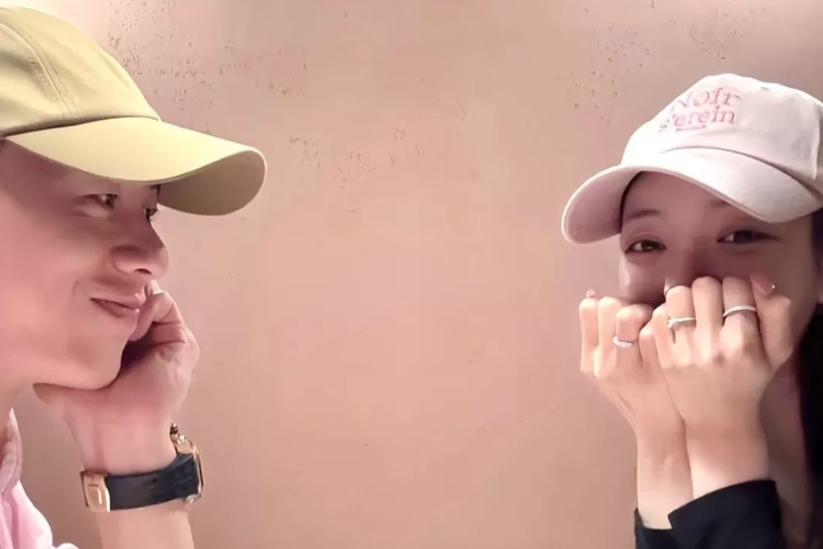 Lee Gwang Hee dan Yoon Si Eun Single's Inferno 3 Umumkan Resmi Pacaran, Ternyata Sudah Hampir Setahun Berkencan!